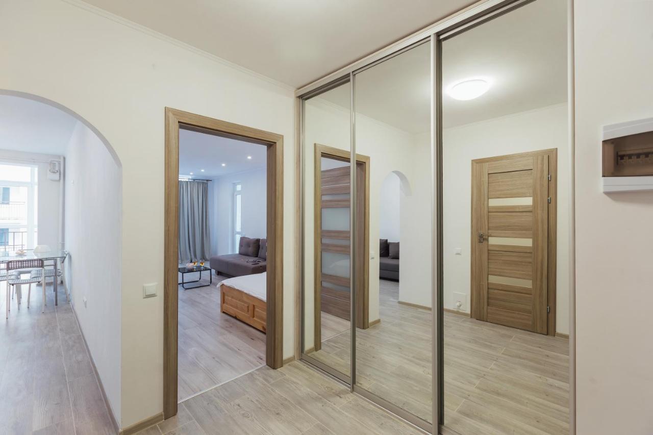 Domkolviv Apartamento Exterior foto